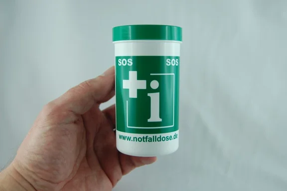 SOS-Notfalldose-72.jpg